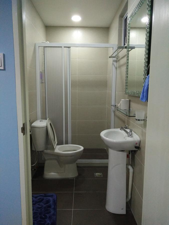 Xenia Homestay Kuching Luaran gambar